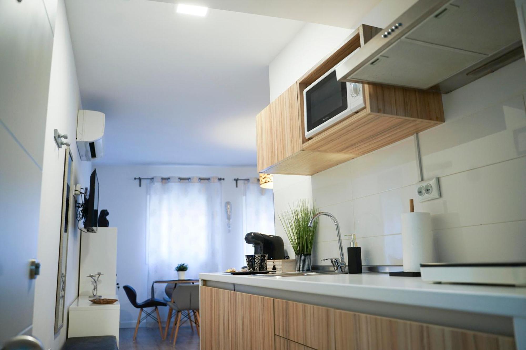 פלאסנסיה Apartamentos Suites Cariatide מראה חיצוני תמונה